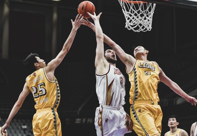 开云app-锁定MVP？胡金秋统治级表现助广厦再赢浙江德比